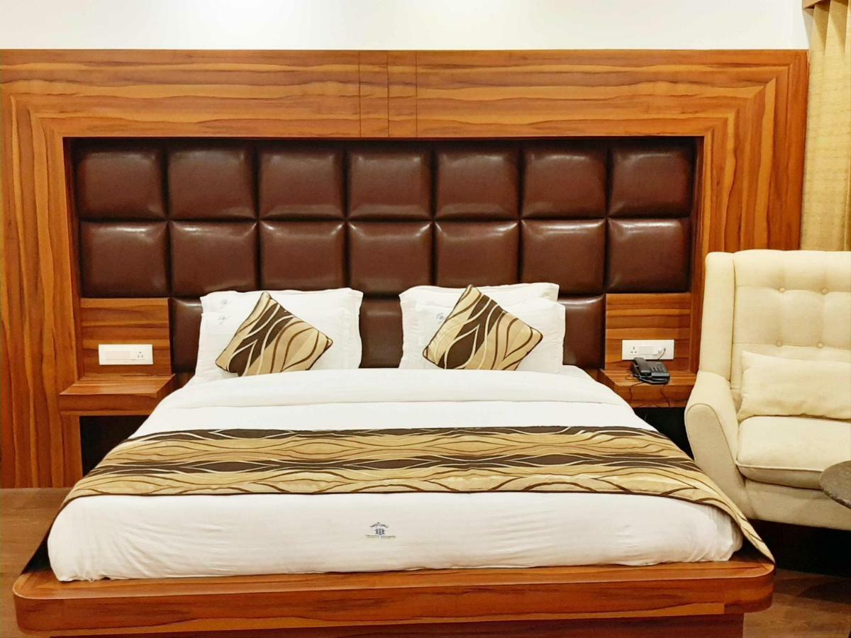 Hotel Trinity Heights McLeod Ganj Bagian luar foto