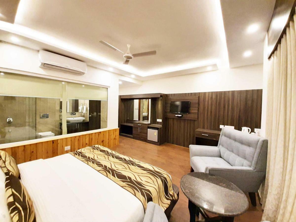Hotel Trinity Heights McLeod Ganj Bagian luar foto