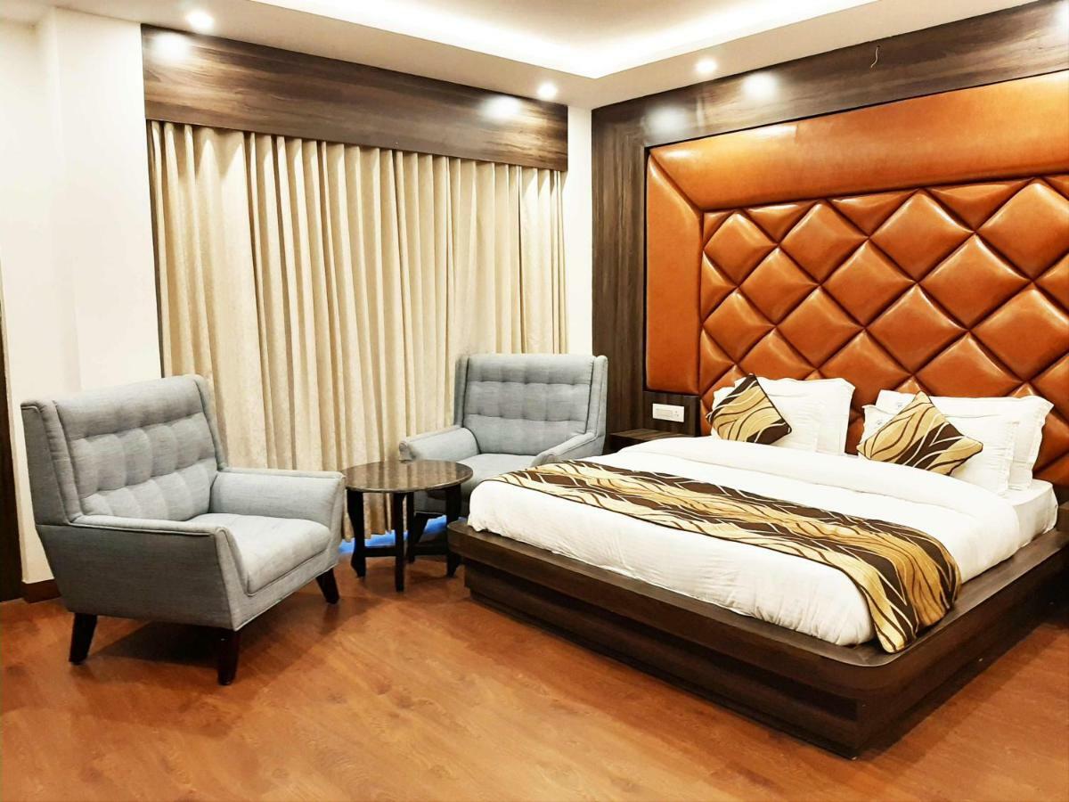 Hotel Trinity Heights McLeod Ganj Bagian luar foto