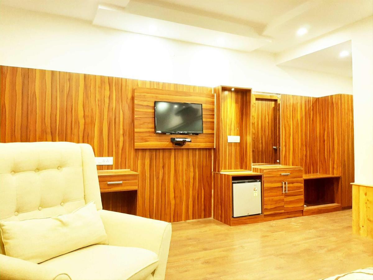 Hotel Trinity Heights McLeod Ganj Bagian luar foto