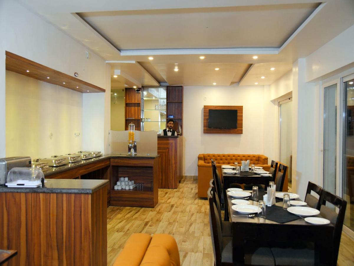Hotel Trinity Heights McLeod Ganj Bagian luar foto