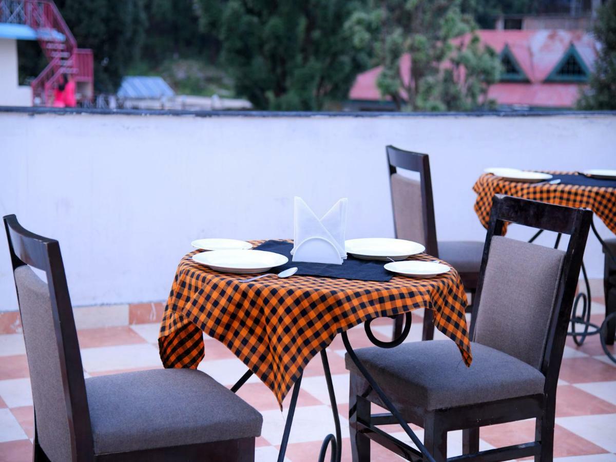 Hotel Trinity Heights McLeod Ganj Bagian luar foto