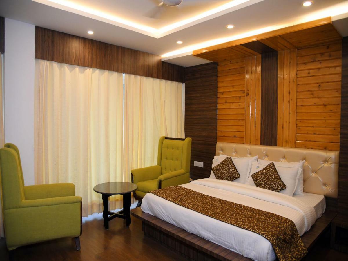 Hotel Trinity Heights McLeod Ganj Bagian luar foto