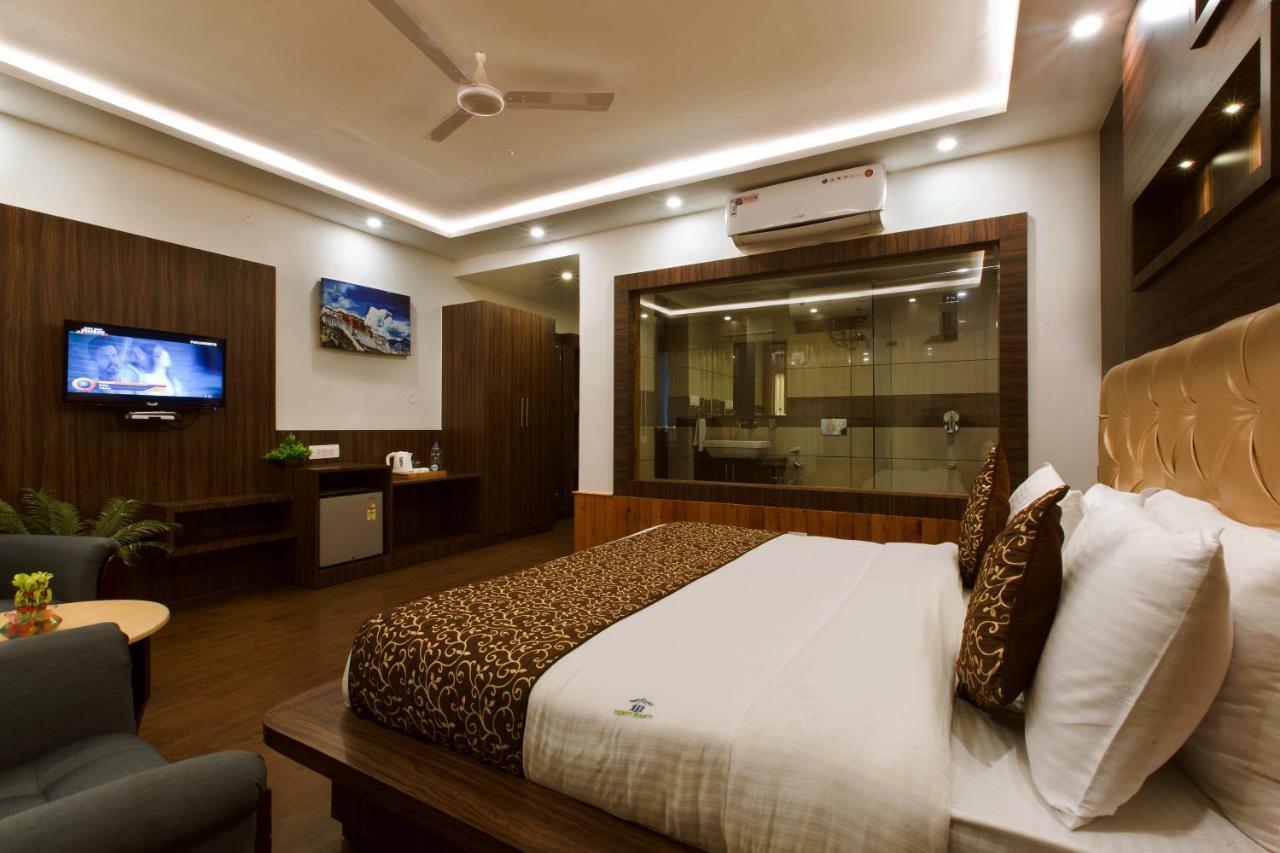 Hotel Trinity Heights McLeod Ganj Bagian luar foto