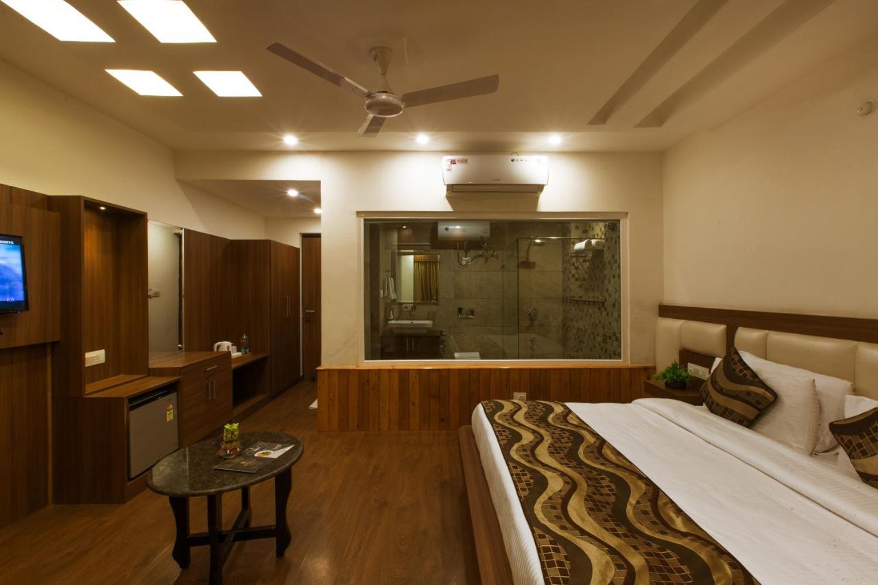 Hotel Trinity Heights McLeod Ganj Bagian luar foto