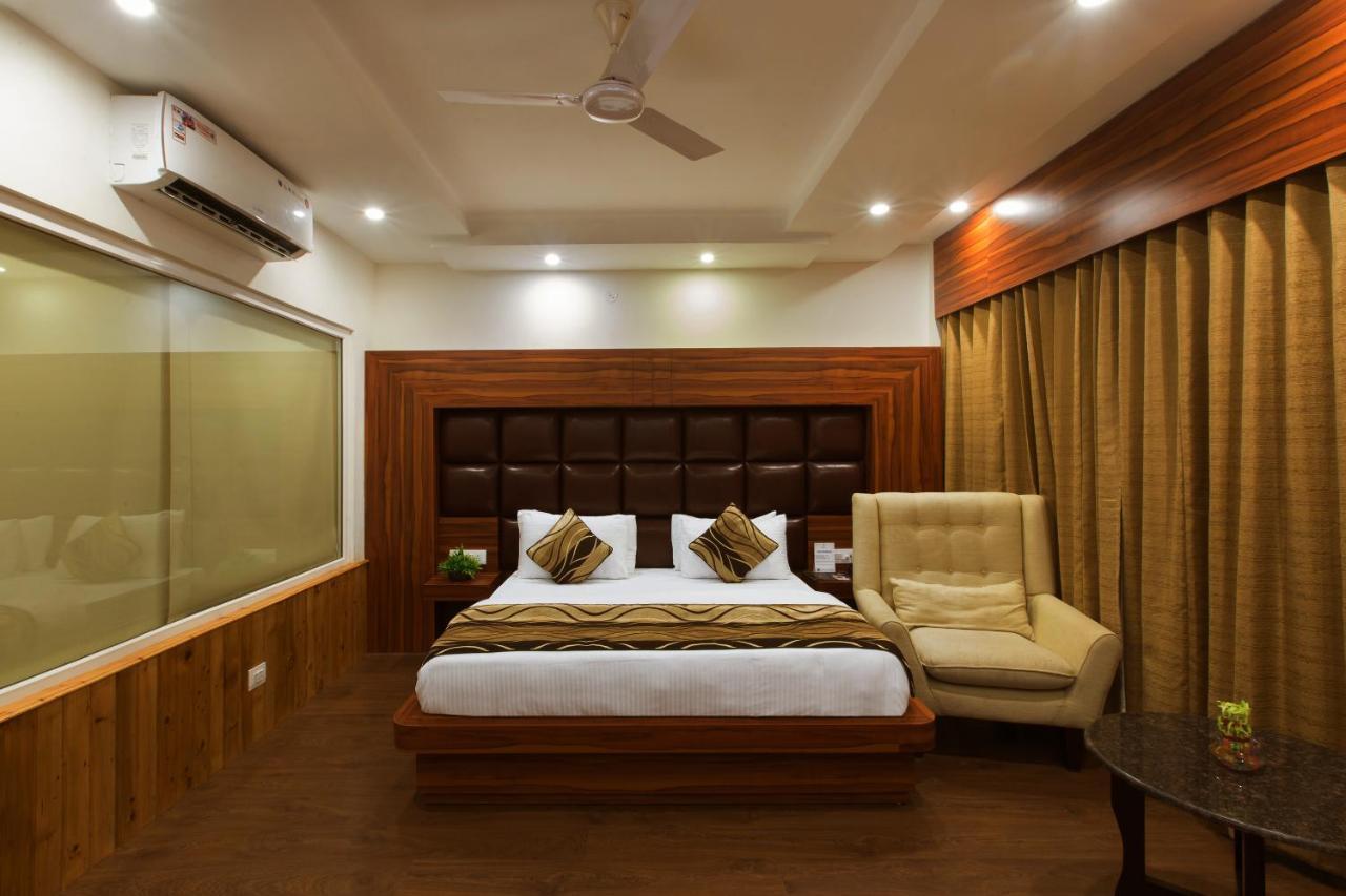Hotel Trinity Heights McLeod Ganj Bagian luar foto